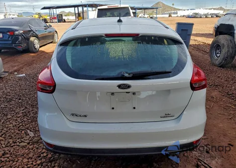 2016 Ford Focus Se z USA, uszkodzony, nr VIN 1FADP3K24GL368547